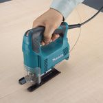 Serra-Tico-Tico-Makita-4327-450W-com-Lamina-de-Serra-