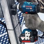 Chave-de-Impacto-a-Bateria-Bosch-GDS-18V-400-18V-SB-e-Maleta