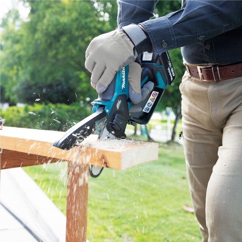 Cortador-de-Galhos-Makita-100mm-a-Bateria-18V-DUC101SF01--2-